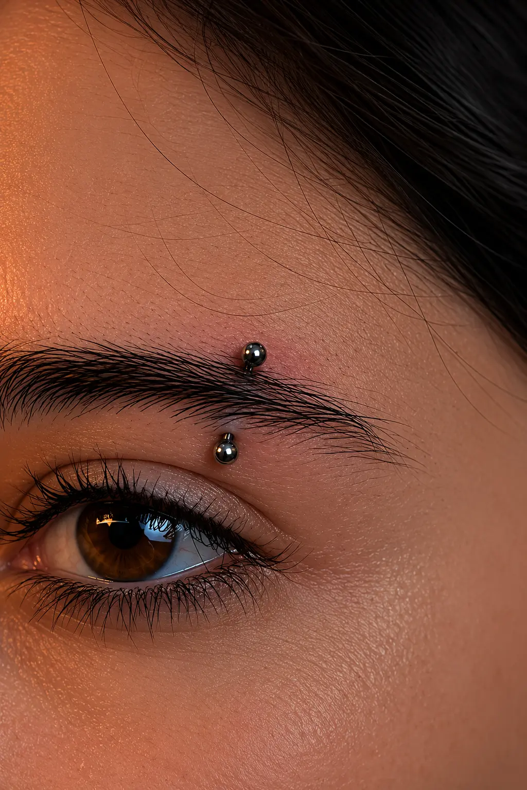 Piercing obočia SunSet Tattoo Krupina